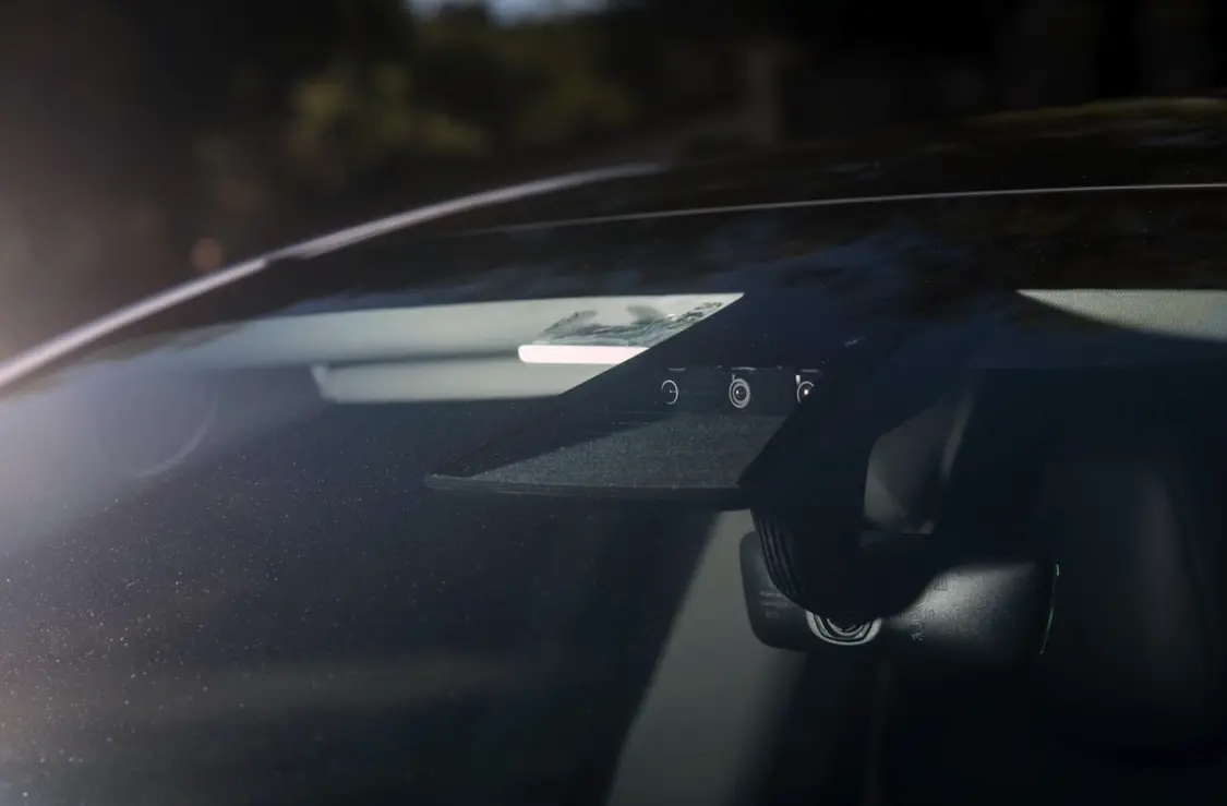 蓝狮娱乐登录：深度：急功近利的马斯克，是如何把特斯拉全自动驾驶“带进沟里”的？